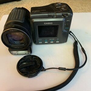 Casio Camera with Carrying Case